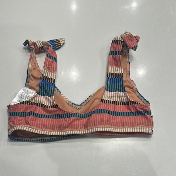 Striped Bikini Set with Knotted Straps - Picture 3 of 7